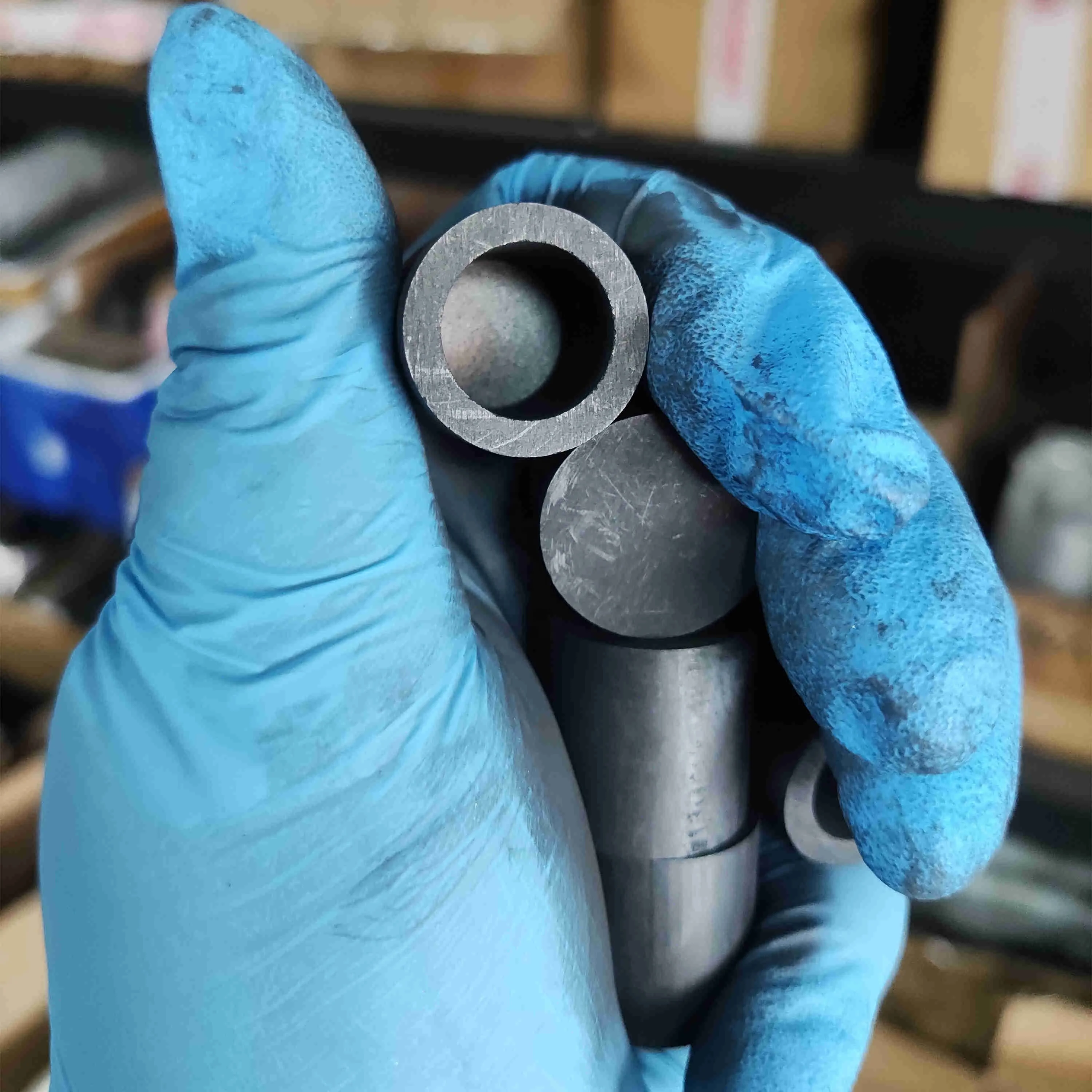 Small gold and silver crucible graphite for smelting