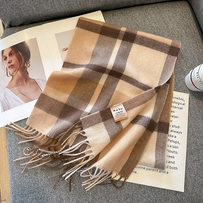 Autumn and Winter Pure Wool Classic British Scarf for Men and Women Couples Warm Plaid Scarf