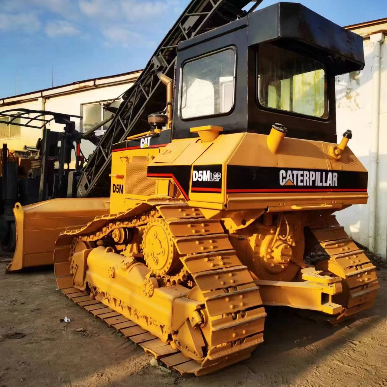 Used Mini Crawler Bulldozer D6D D6M D7H D7R Dozers For Sale, Secondhand D6 Small Japan Bulldozer