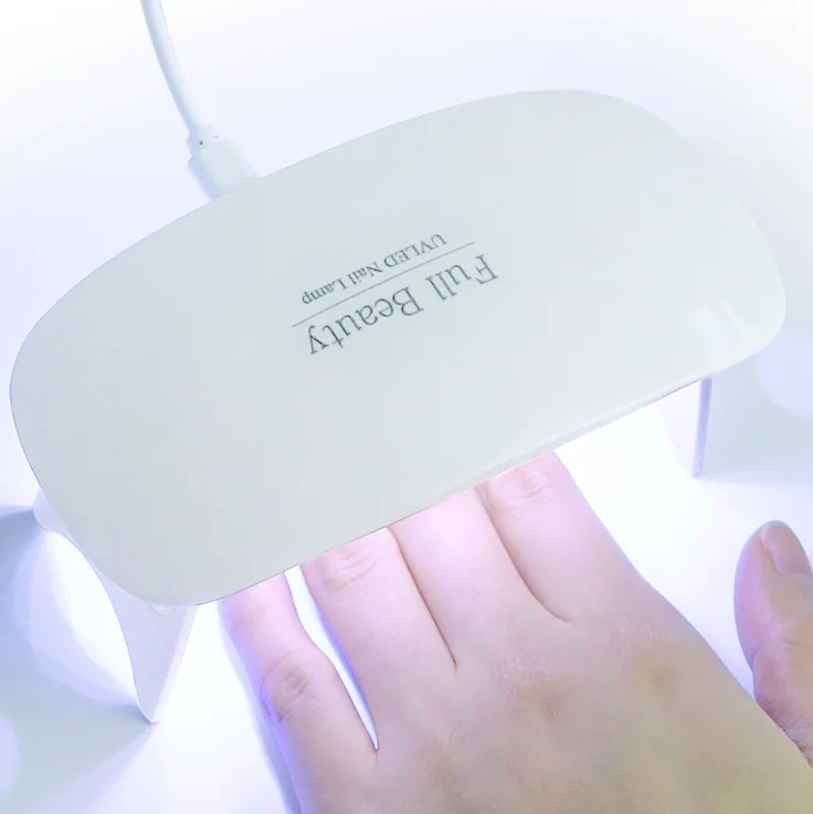 
Quality Assurance 9W uv led lamp Quick-drying led rechargeable nail dryer 