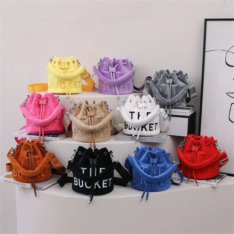 2023 New Arrival Winter Fall Fur Purses bolsos de mujer Tote Bags Ladies Purse And handbag Fuzzy Female Bucket bags