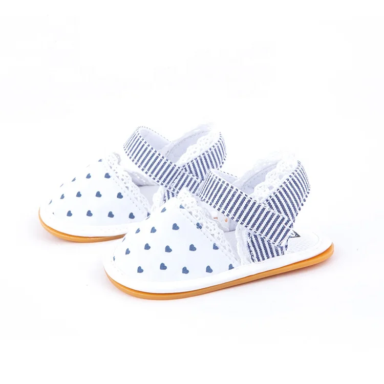 
Fashion Heart Shaped White Newborn Baby Shoes Handmade TPR Hard Sole Baby Girls Sandals 
