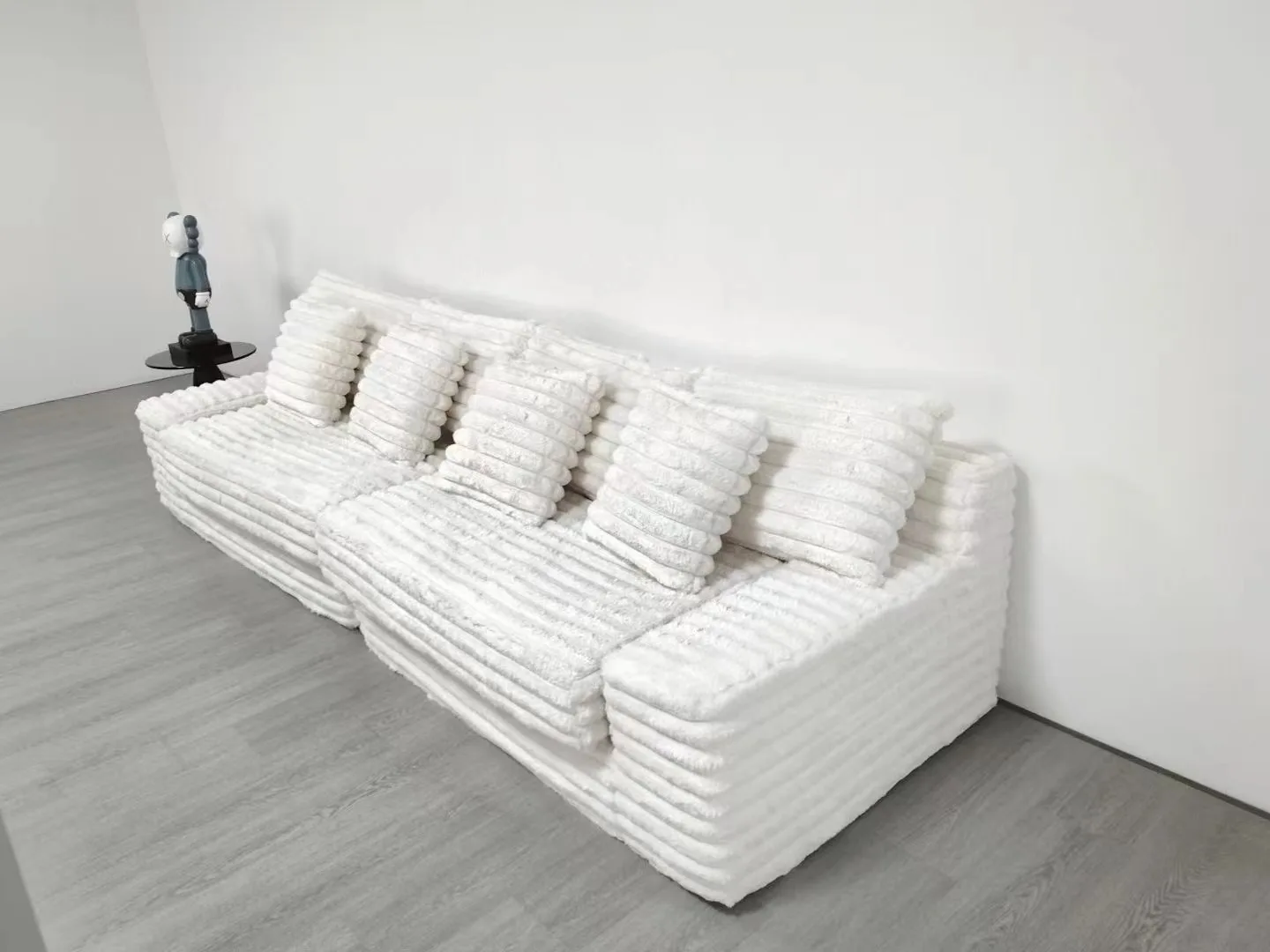 Hot selling living room furniture factory directly operated living room multi-color brown suede sofa compression sofa