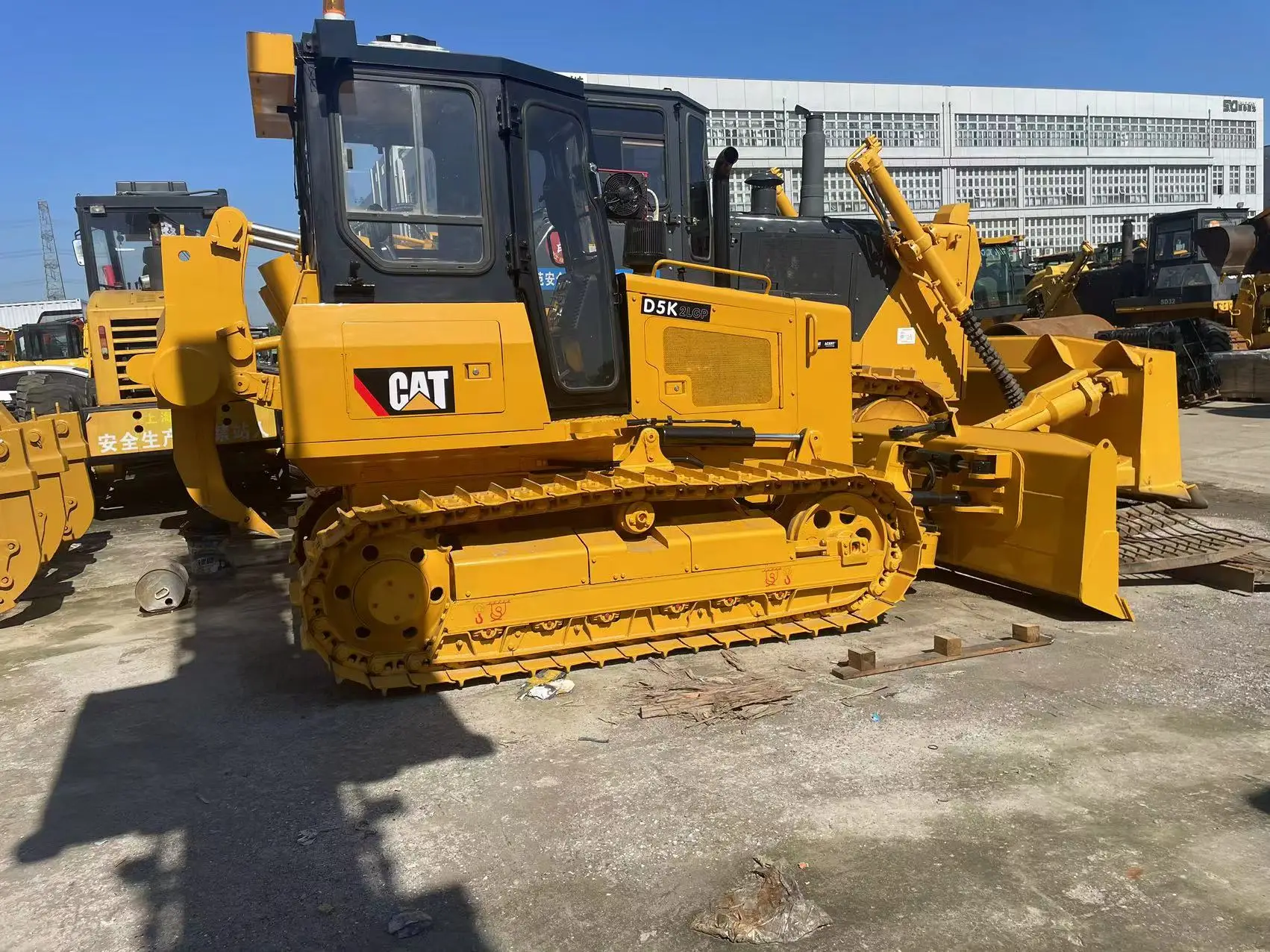 Competitive Price Good Condition Caterpillar Bulldozer Cat D5K Dozer for Sale used bulldozers