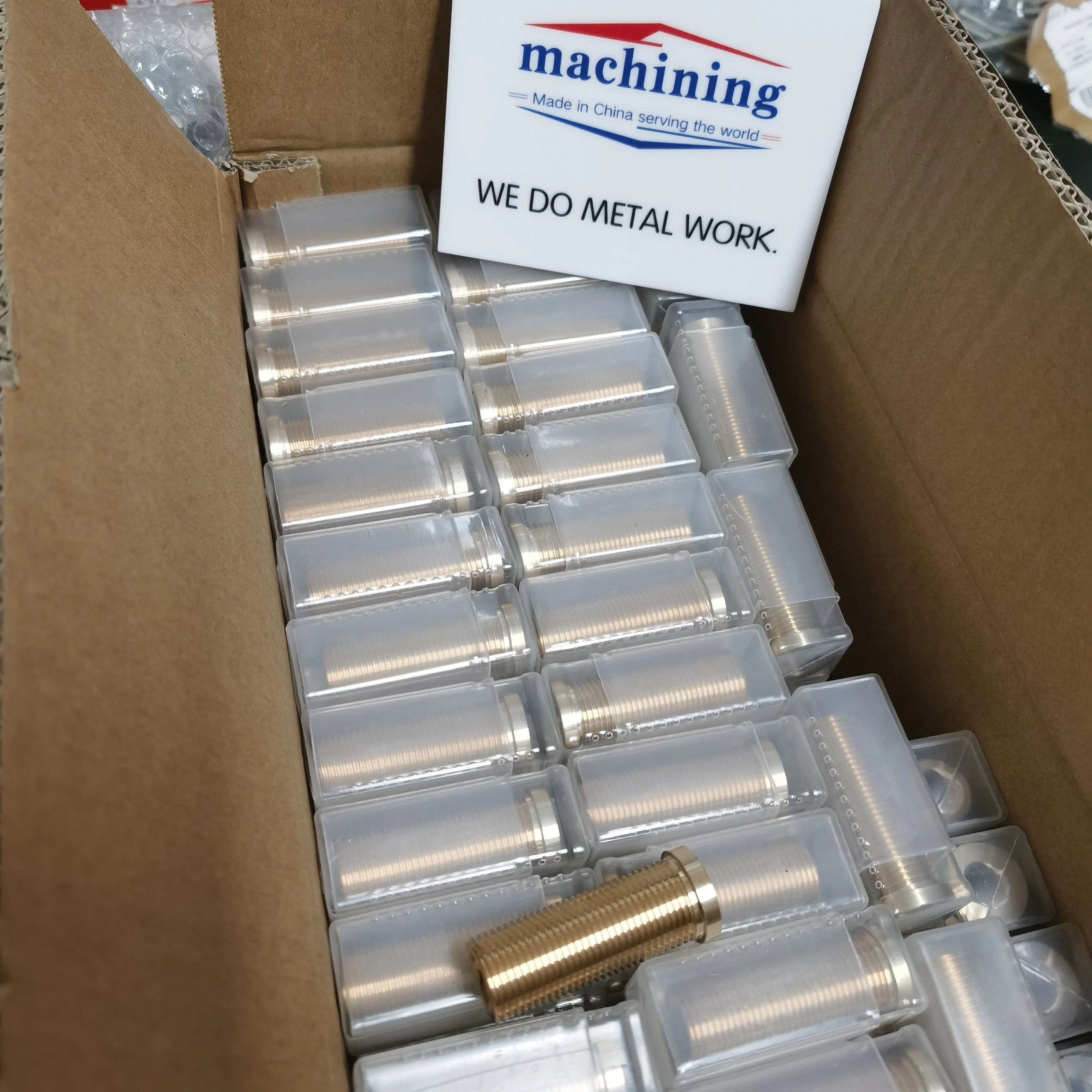 Nordson Encore  Forgiatura Rotativa Remache Tuerca Maso Macchinari Shanghai Fusai Ningbo Fabbrica Mazak Mazatrol P