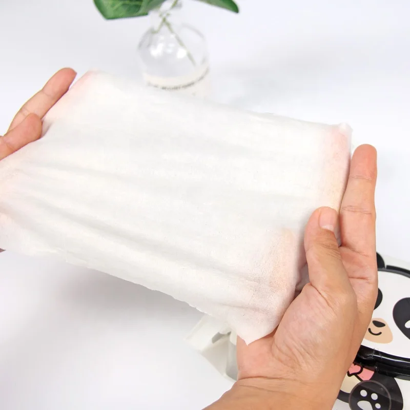 BaoJia baby bamboo natural fabric biodegradable wet wipes custom tissue paper Organic Babywipes hand and mouth for baby