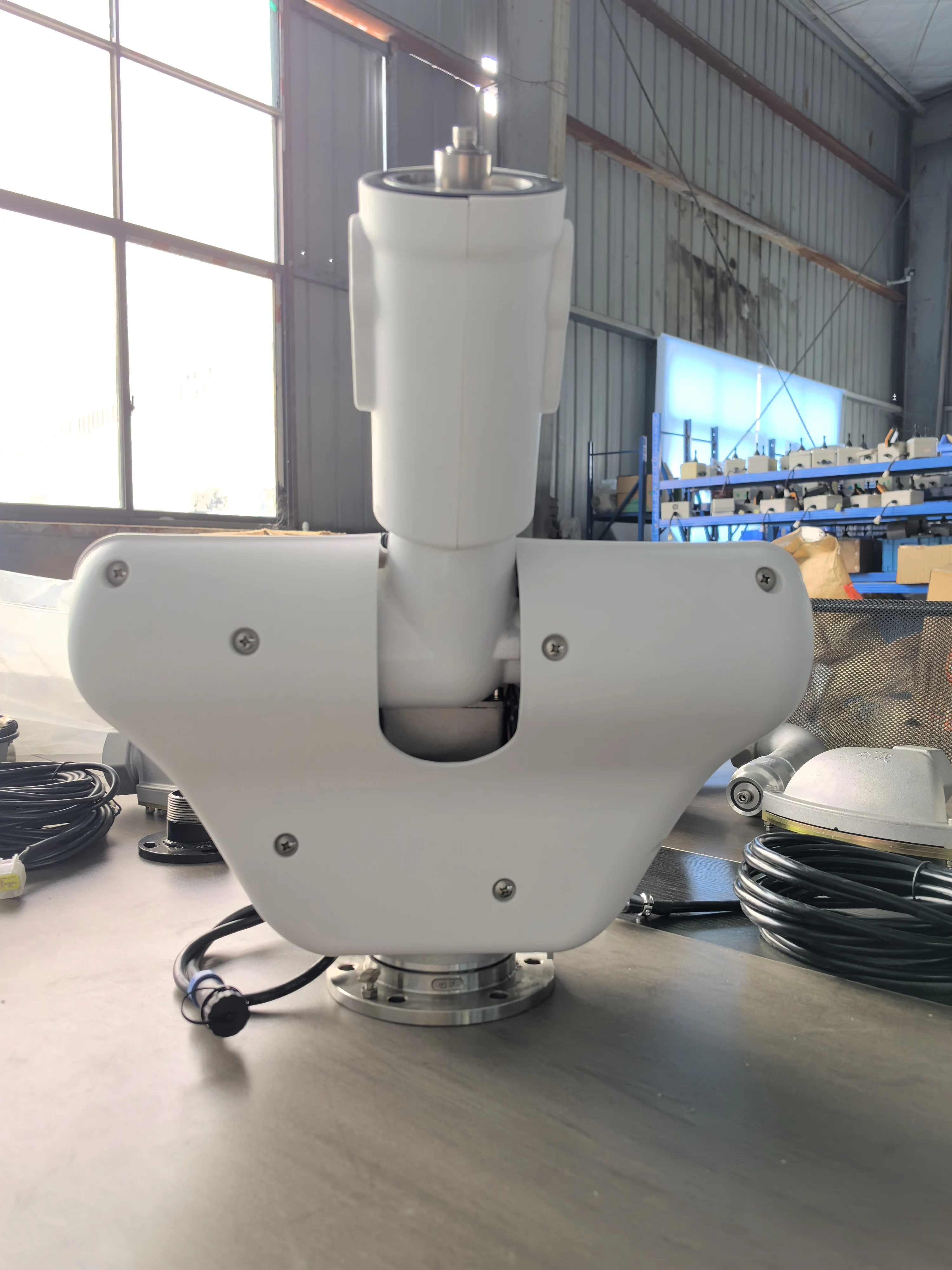 Manufacturer New Electric Water Cannon with Remote Control Large Range High Flow