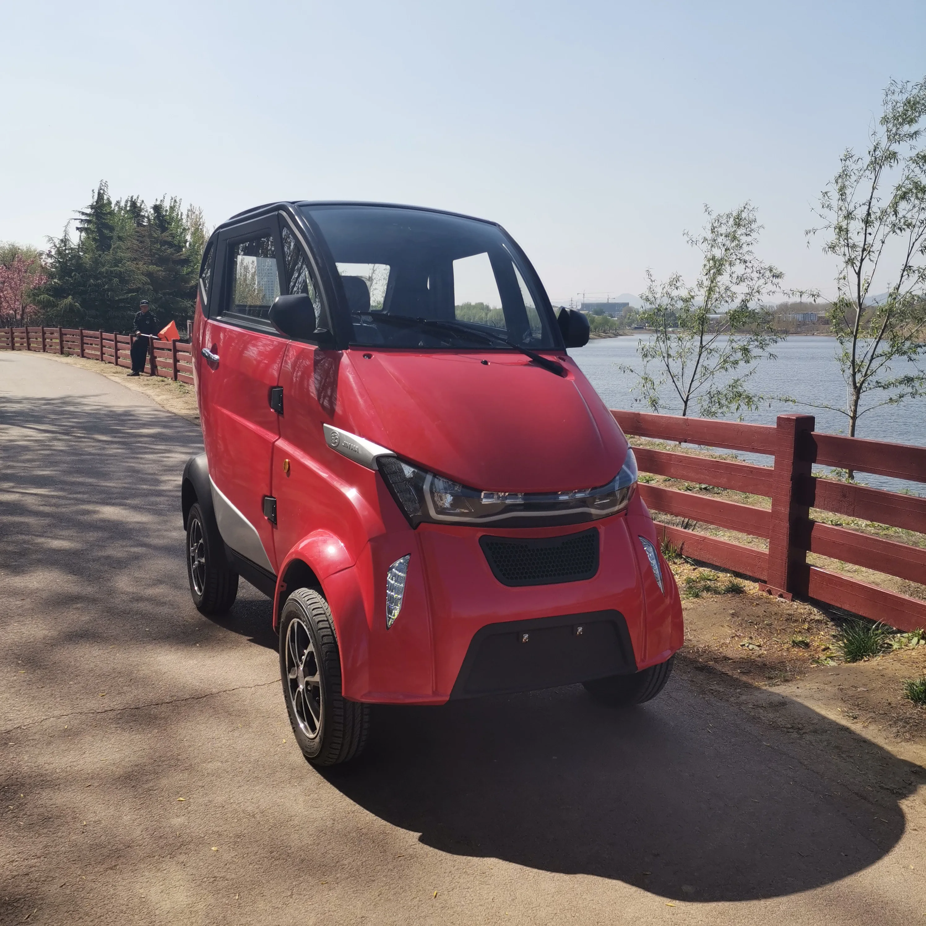 Низкоскоростной электротранспортный автомобиль китайская фабрика электрических спортивных автомобилей