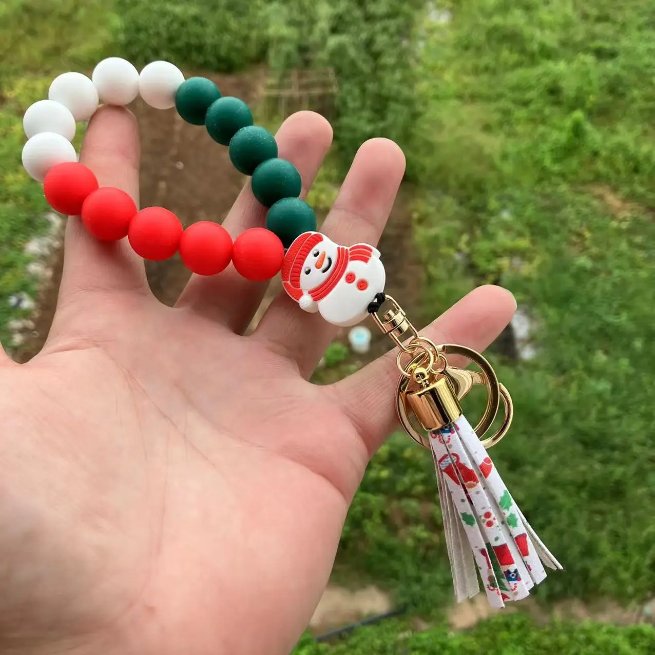 9 Colors Christmas Custom Silicone Snowman Tree Beaded Keychain Wristlet Keyring Bracelet for Women Bag