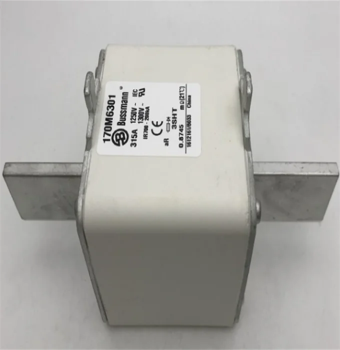 Предохранители: 170M6301 315A 1250V / 170M6302 350A 170M6303 400A 170M6304 450A 170M6305 500A 170M6306 550A