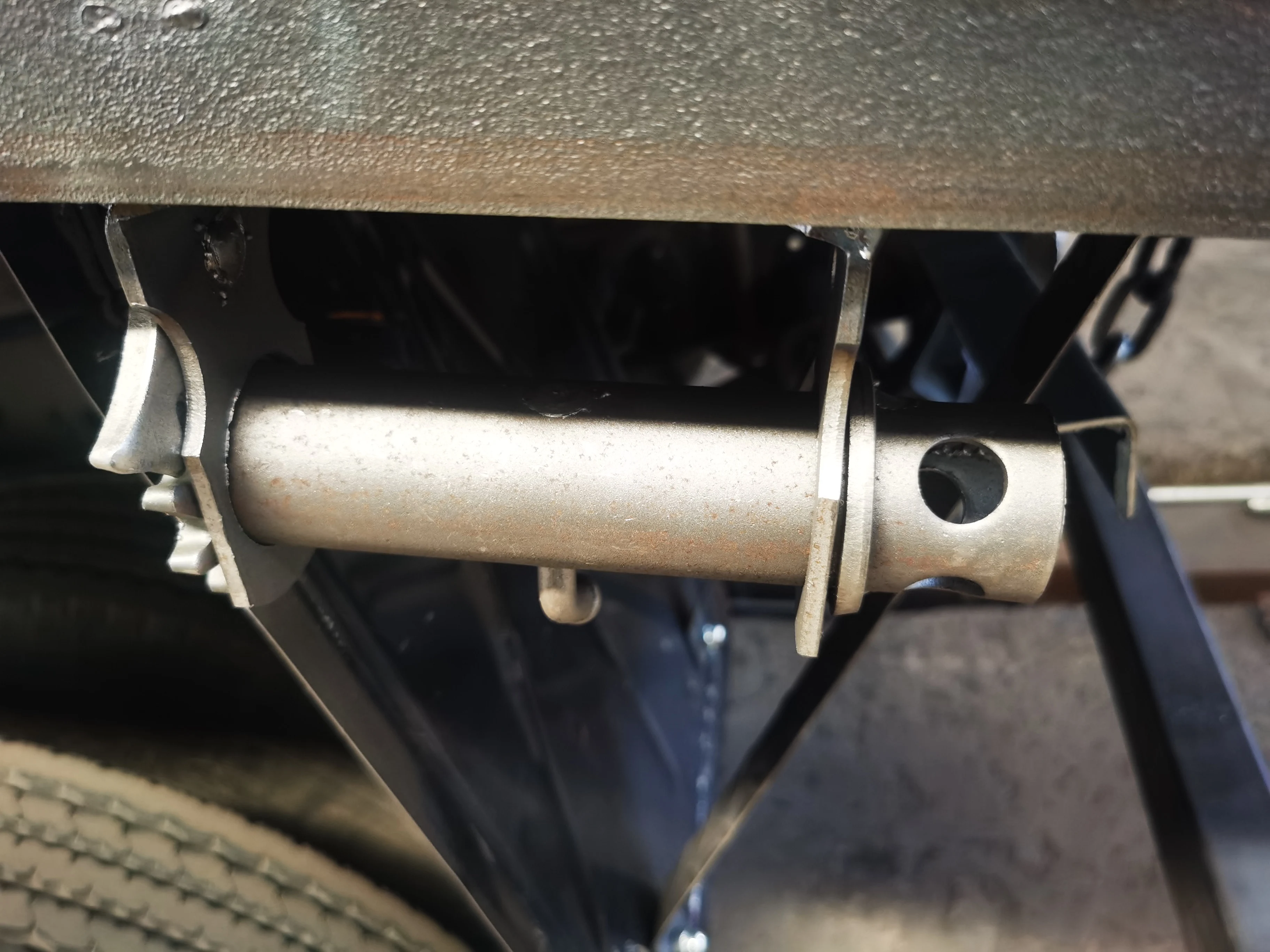 USED ISUZU 600P LEFT HAND DRIVE  DUMP TRUCK