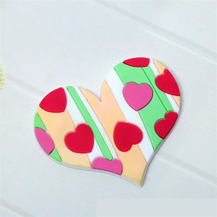 Cartoon Custom PVC patch Plastic Crafts PVC patches dispensing machine