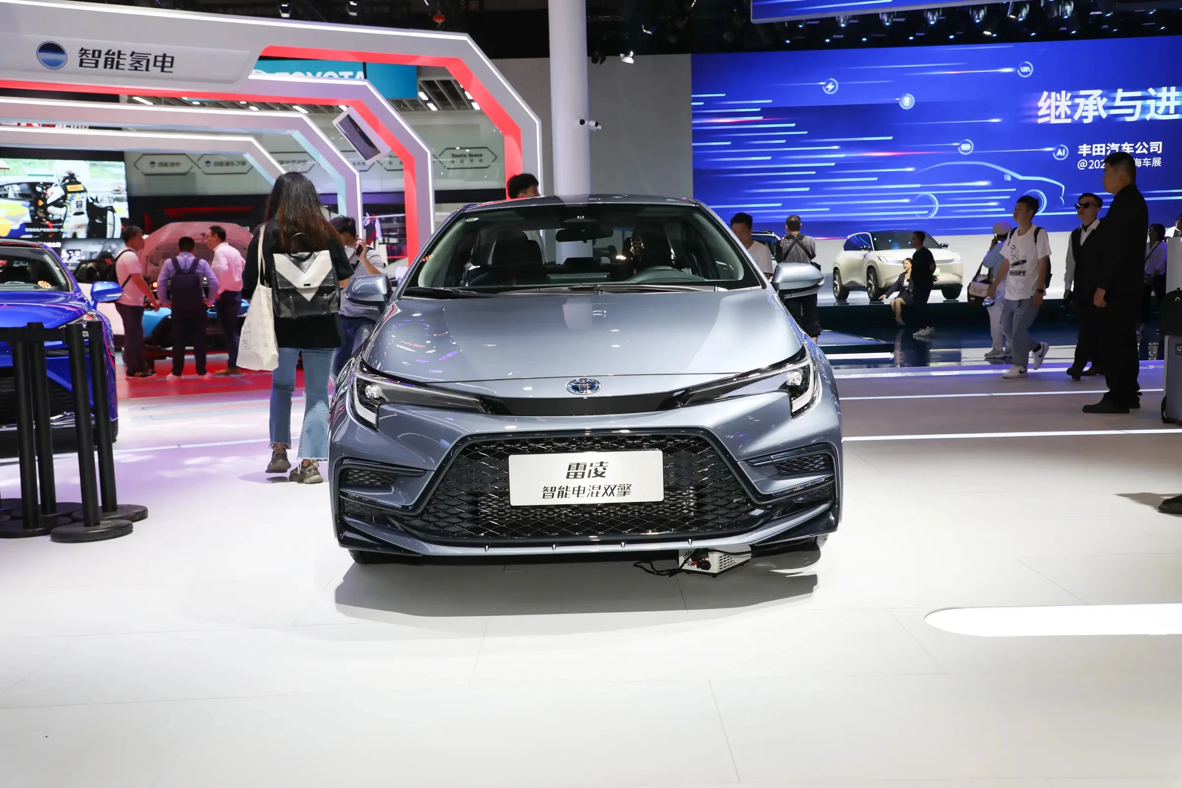 2023 2024 производство Новое поступление GAC Toyo ta Levin 1 2 т 1.5L 1.8L Гибридный высококачественный бензиновый автомобиль для взрослых