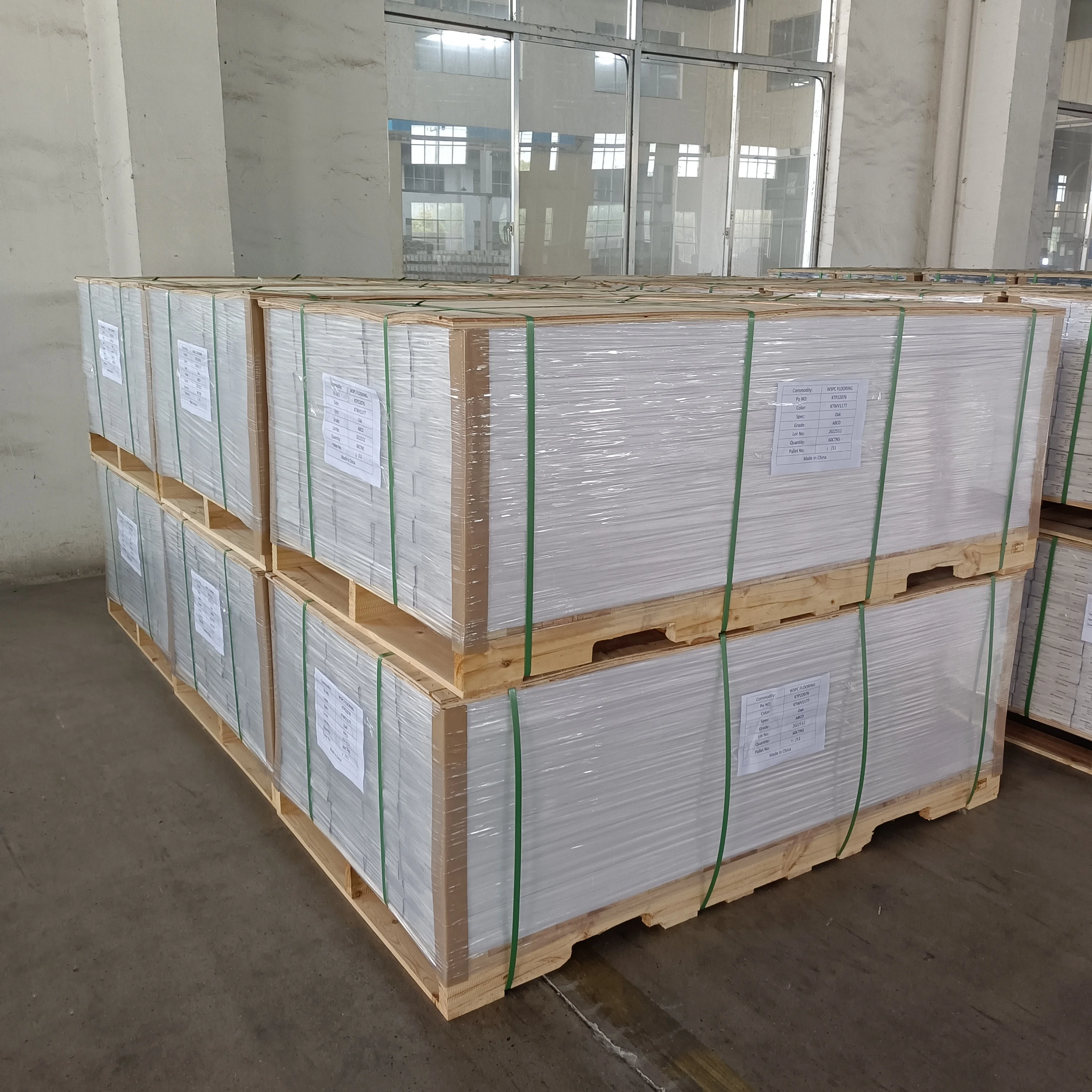 White color Oak Veneer  SPC Flooring KTWV1177