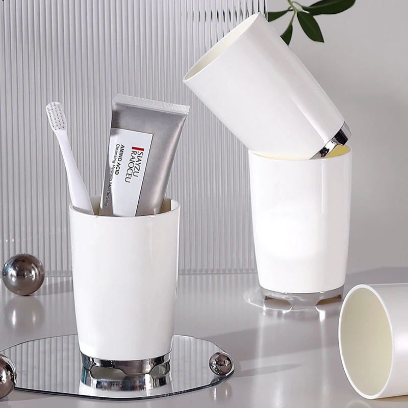 Custom Home Hotel Bathroom Products Couple Supplies Decor Gargle Mouthwash Cup Plastic Toothbrush Holder Cup