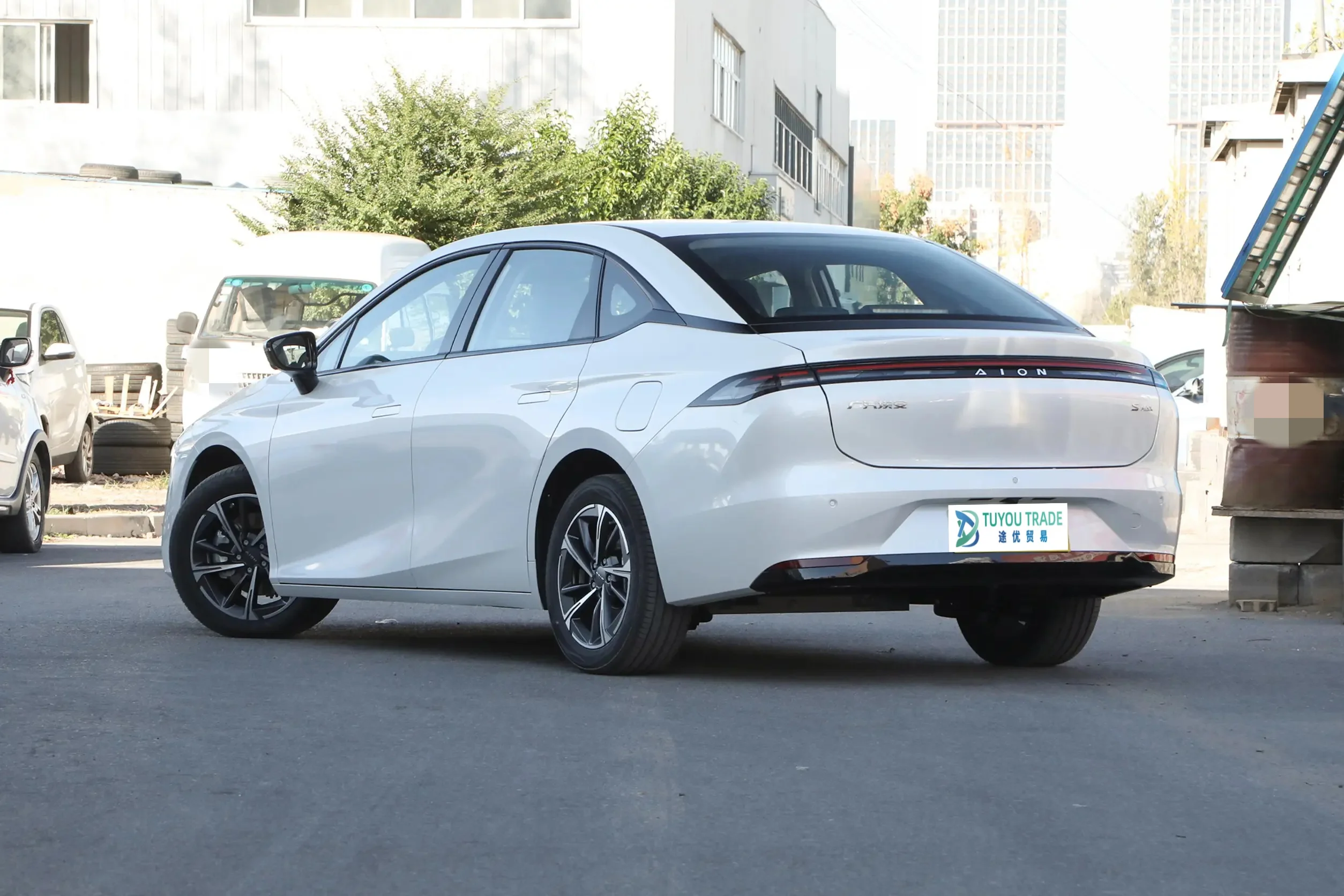 Лидер продаж AION Max S Xingyao электрический седан новый автомобиль из Китая новые энергетические автомобили