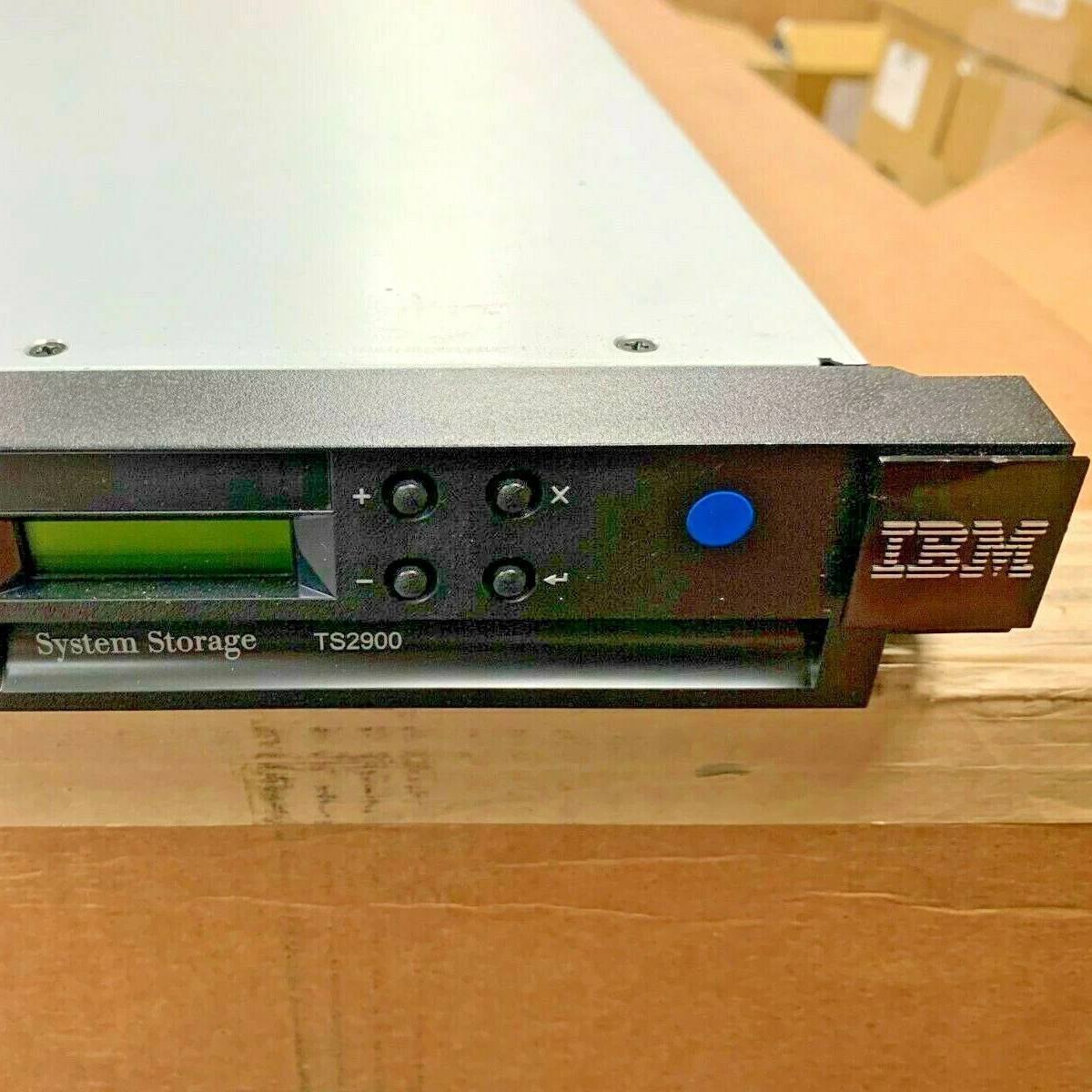 Len ovo TS2900 Tape Autoloader