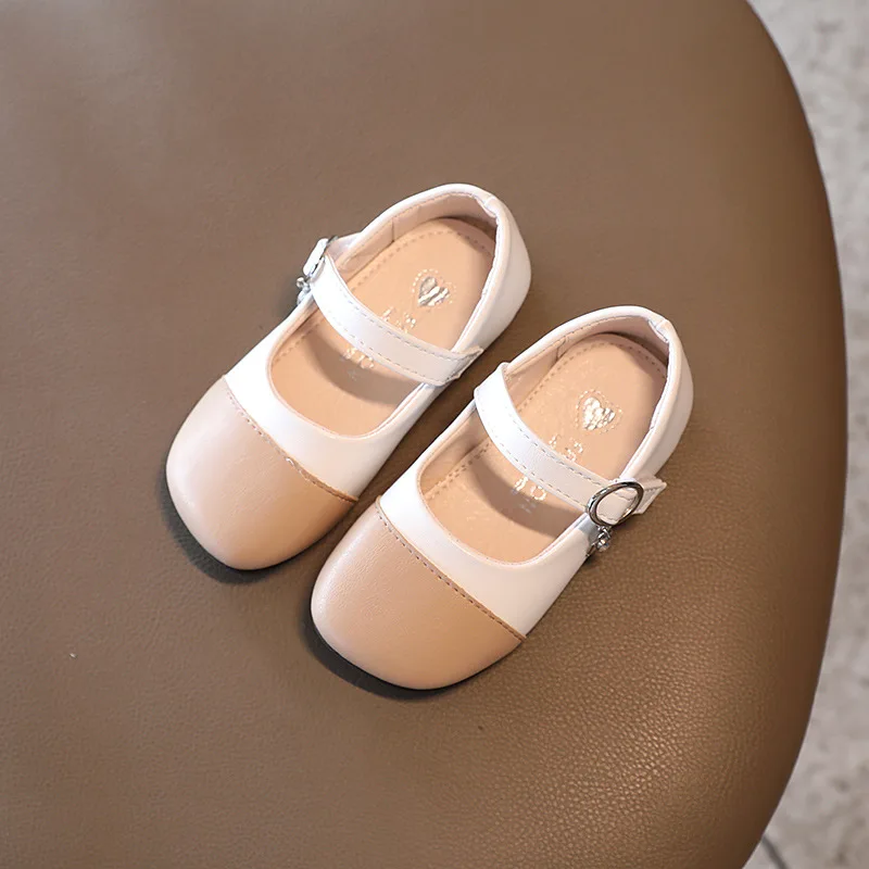 Осень 2021, корейский стиль, кожаные туфли для девочек, детская обувь на мягкой подошве, обувь принцессы для отдыха с квадратным носком для женщин и младенцев