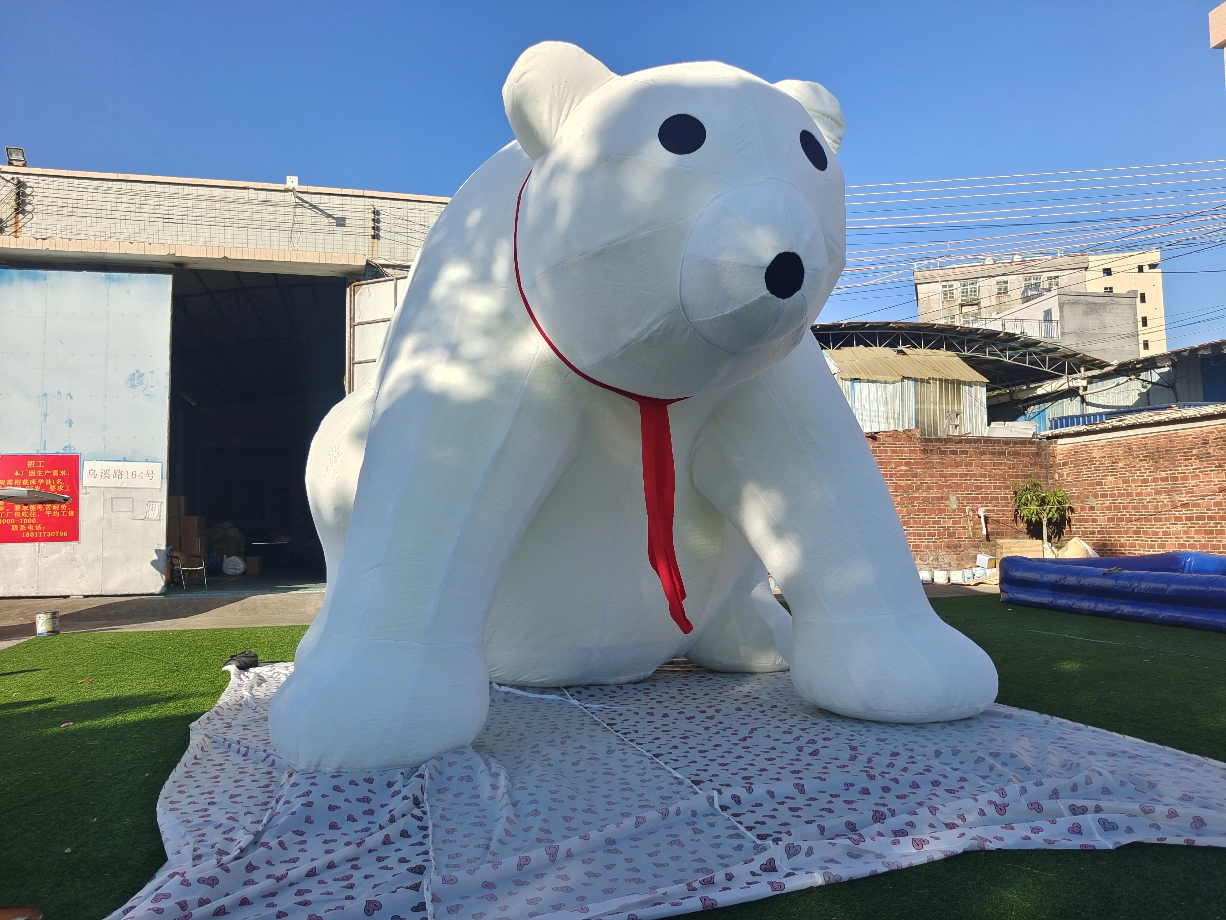 Christmas Decor Giant Inflatable Polar Bear Plush Inflatable Polar Bear Indoor Outdoor Advertising Large Inflatable Animal