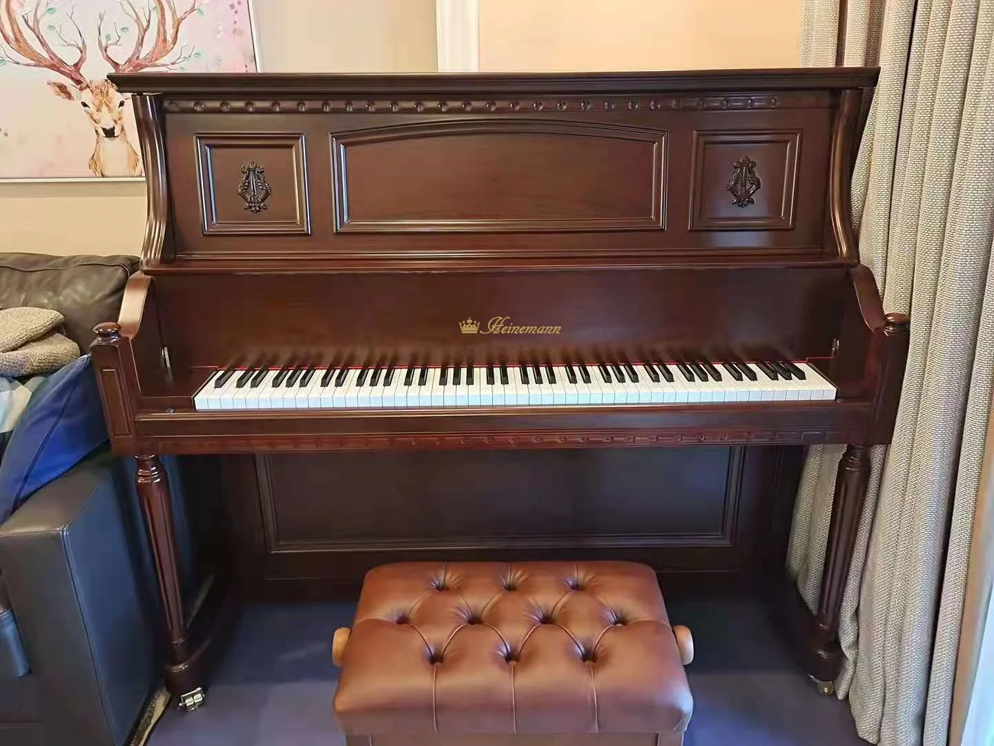 Piano vertical 88 keys acoustic piano with piano bench