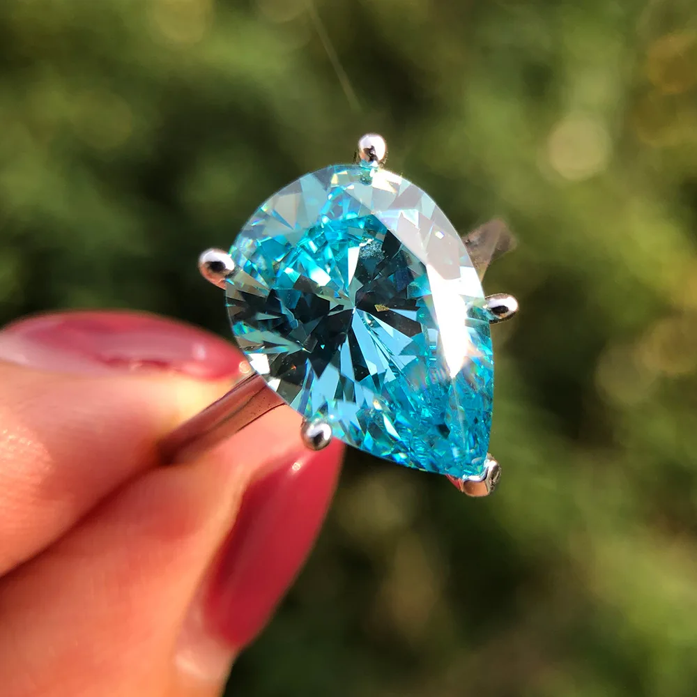 Europe And The United States Hot Selling 925 Silver High Carbon Diamond 10 Carat Diamond Ring Drop-Shaped 10*14 Carat Engagement