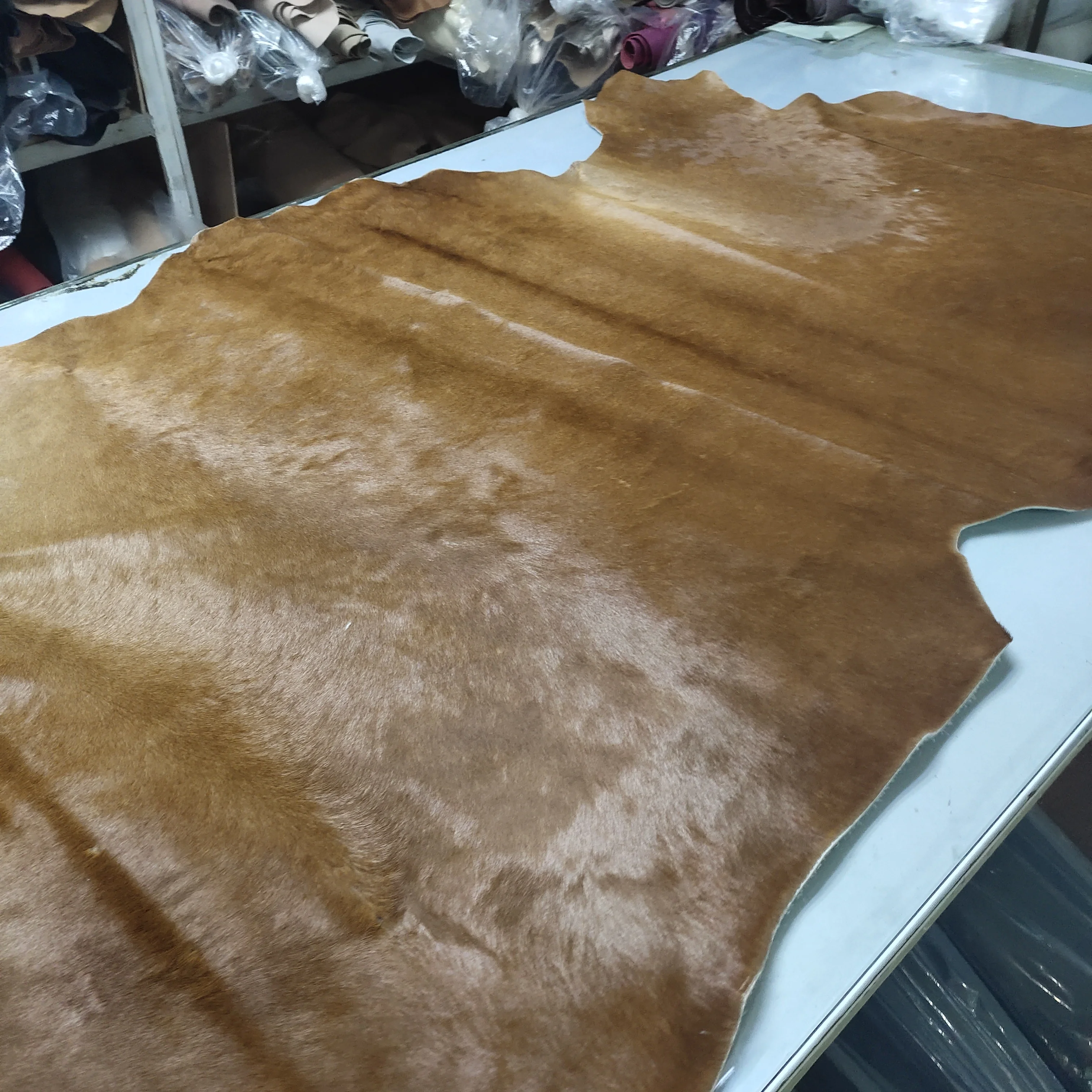 Brown cowhide fur genuine horse hair leather for making shoes belt garment