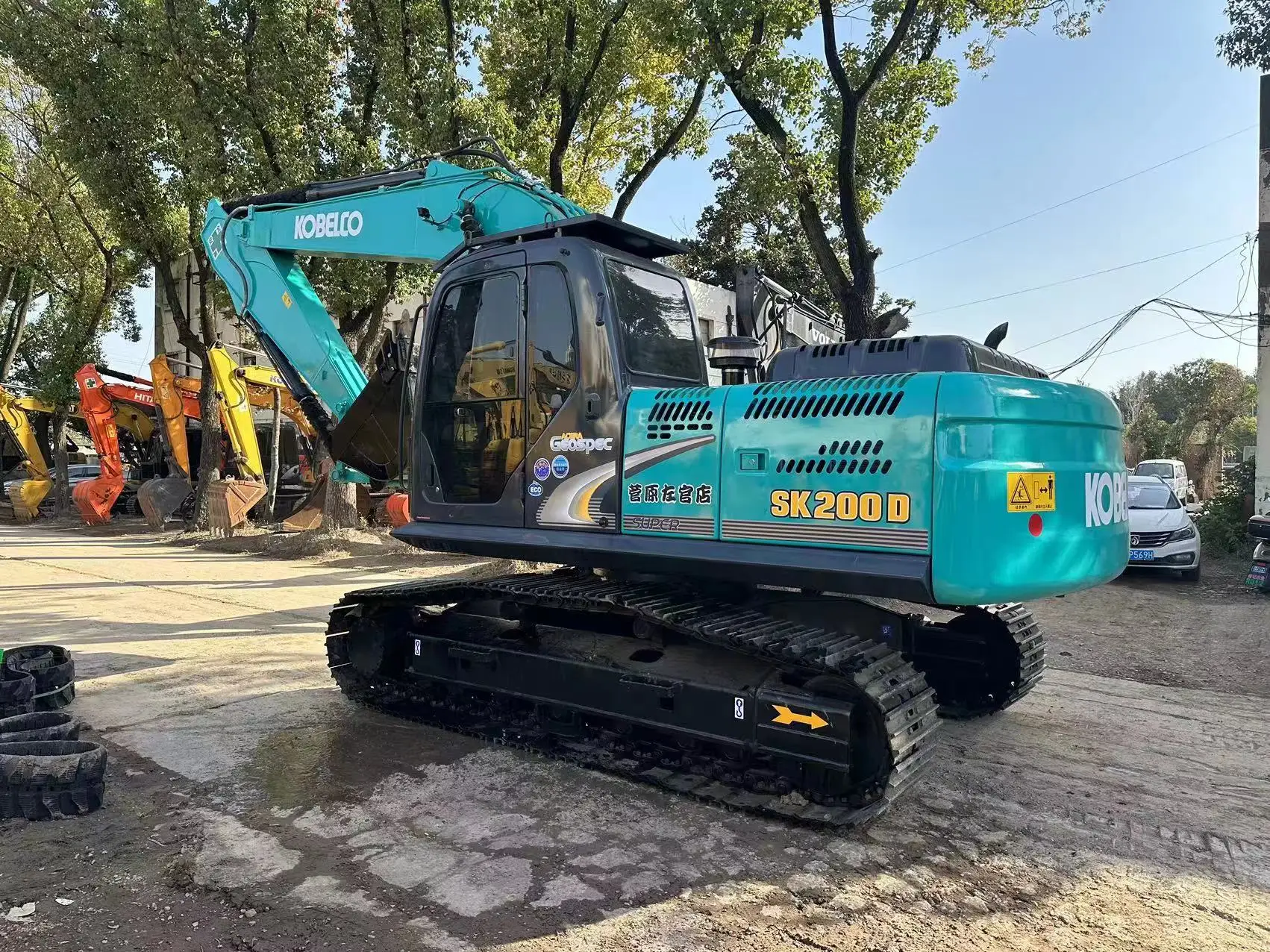 China supplied Used Kobelco 200 excavators  Original 20ton used Kobelco SK200 excavator with Simple Operation for sale