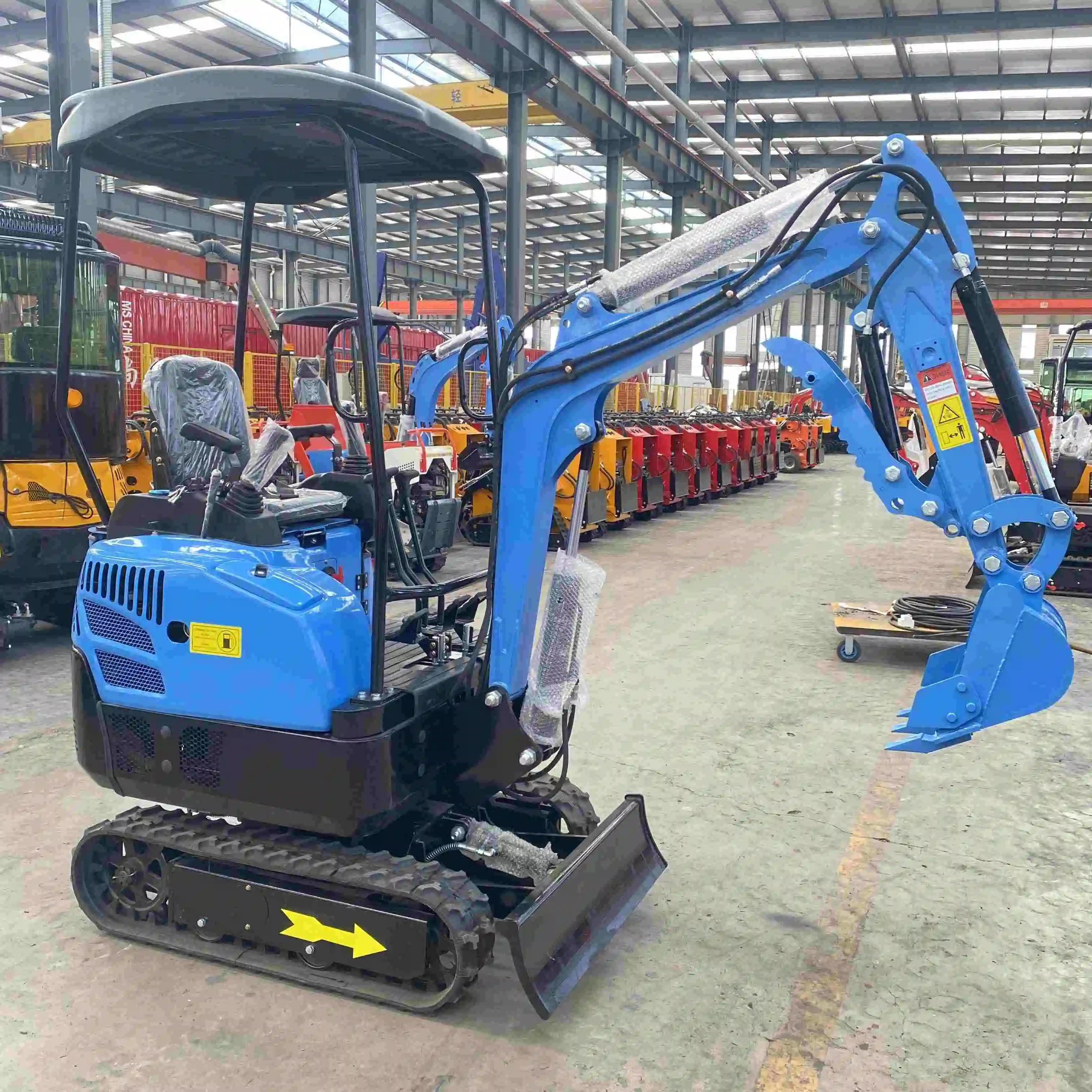 1500KG small excavator mini excavators cralwer mini digger for sale