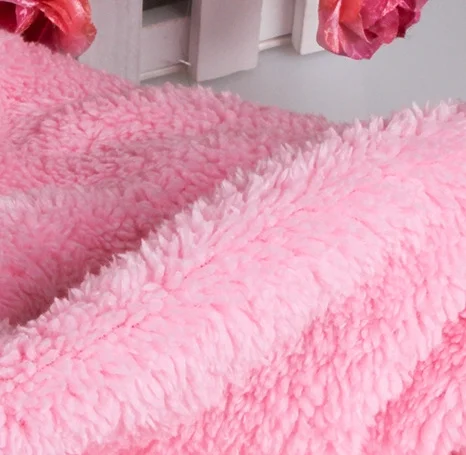 
Hot selling 100% polyester plaid sherpa fleece fabric for blankets 