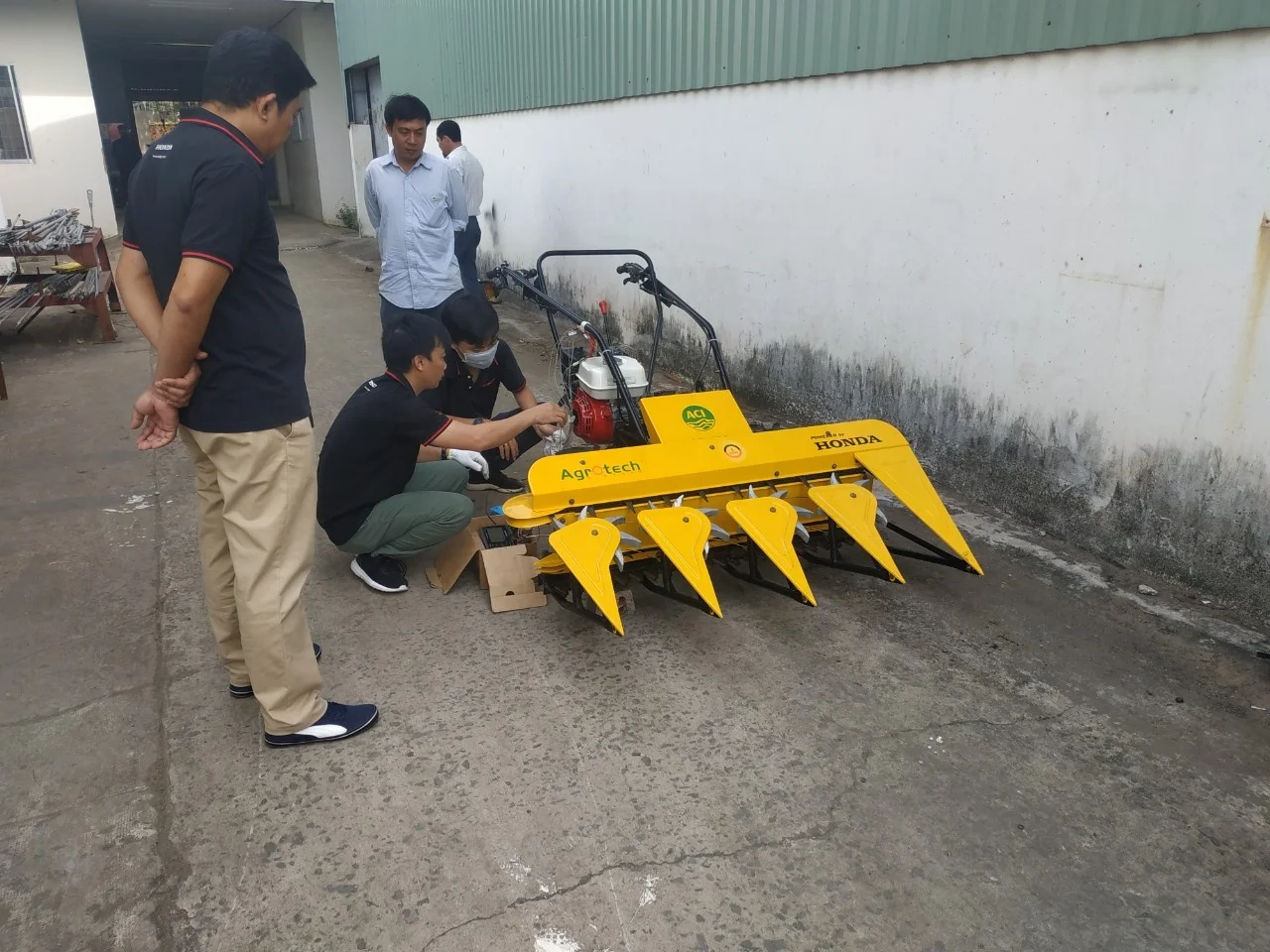 RICE REAPER MACHINE PRICE RICE REAPER MACHINE HARVESTER