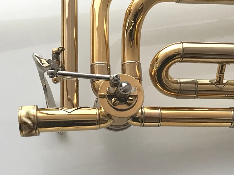 High quality Tenor trombone Gold professional performance inflected trombone adult B flat tenor trombone with bag