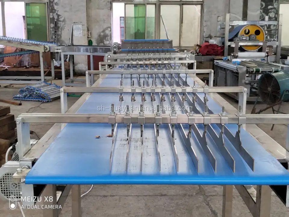 Swiss Roll Cake Making Machine / Mini Layer Cake Production Line / Sandwich Cake Making Machine