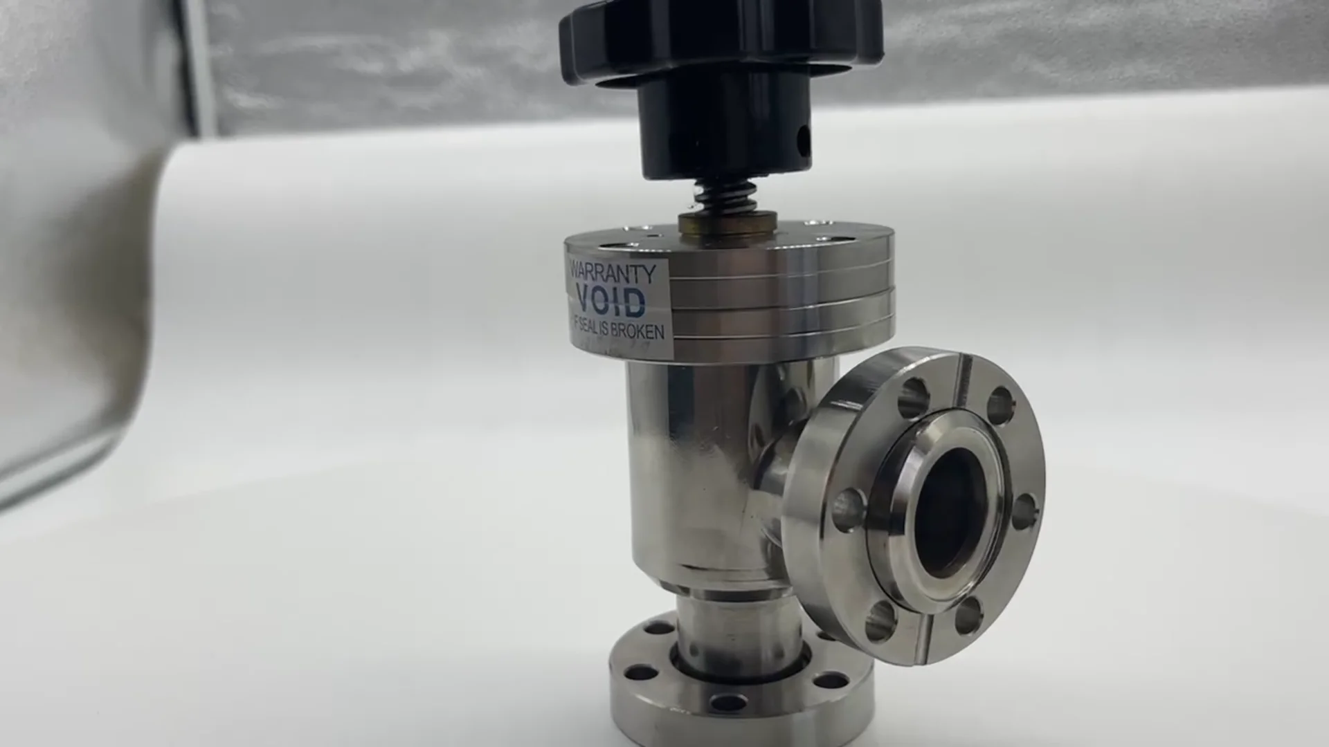 Stainless steel vacuum Isolation popet valve