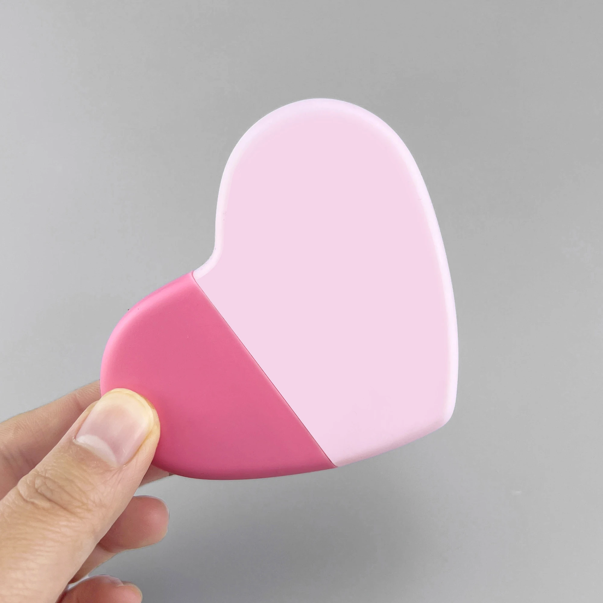 New design 50ml heart shaped sunscreen bottle sunblock bottle packaging hand cream tube container plastic squeeze