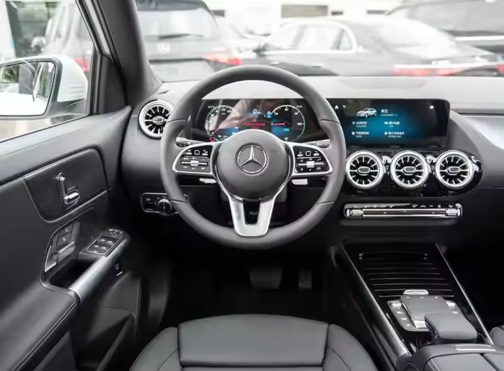 Top quality 2025 Mercedes-Benzs EQA 260 PURE Electric SUV 619KM Long Range New Energy Vehicle with Lithium Battery