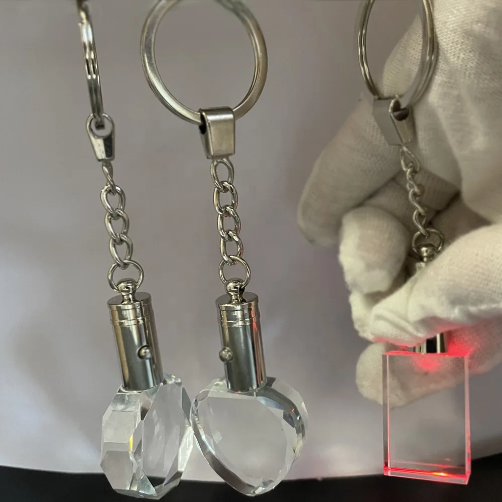 Credit Guarantee Wholesale Blank Crystal key chains Button Switch LED light custom Photo Engraving Glass Crystal Keychain 3d