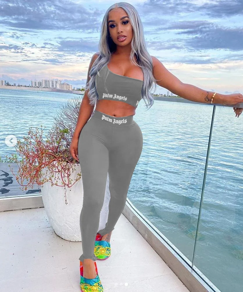 
custom logo women crop top sleeveless one shoulder two piece pants set yoga sports wear biker shorts 