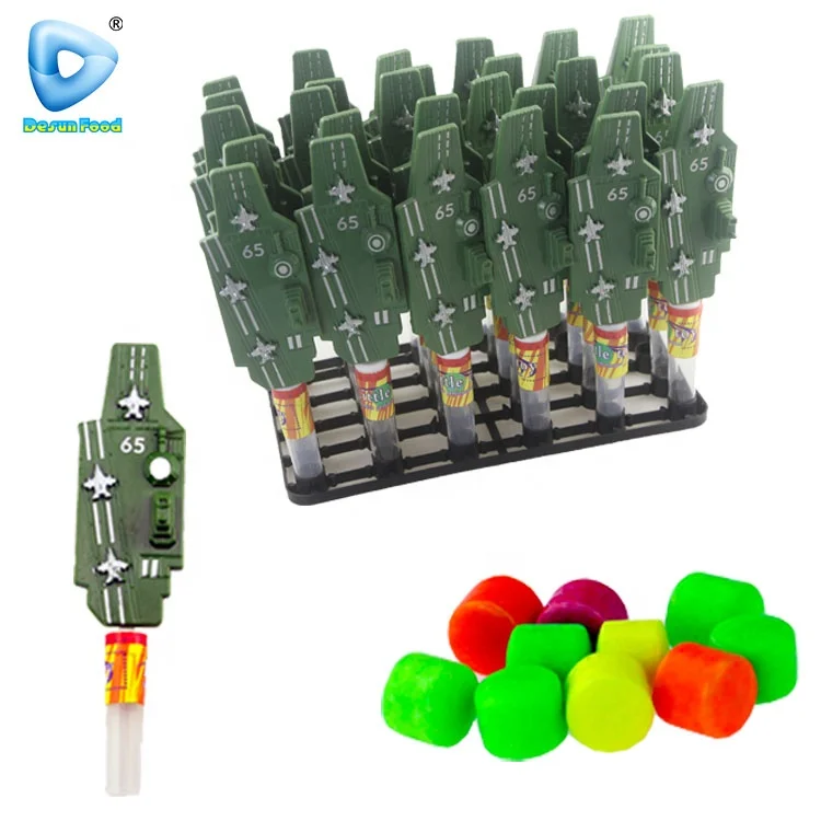 Hot Selling Plastic Cartoon Aircraft Carrier Shape Skateboard Toys Candy