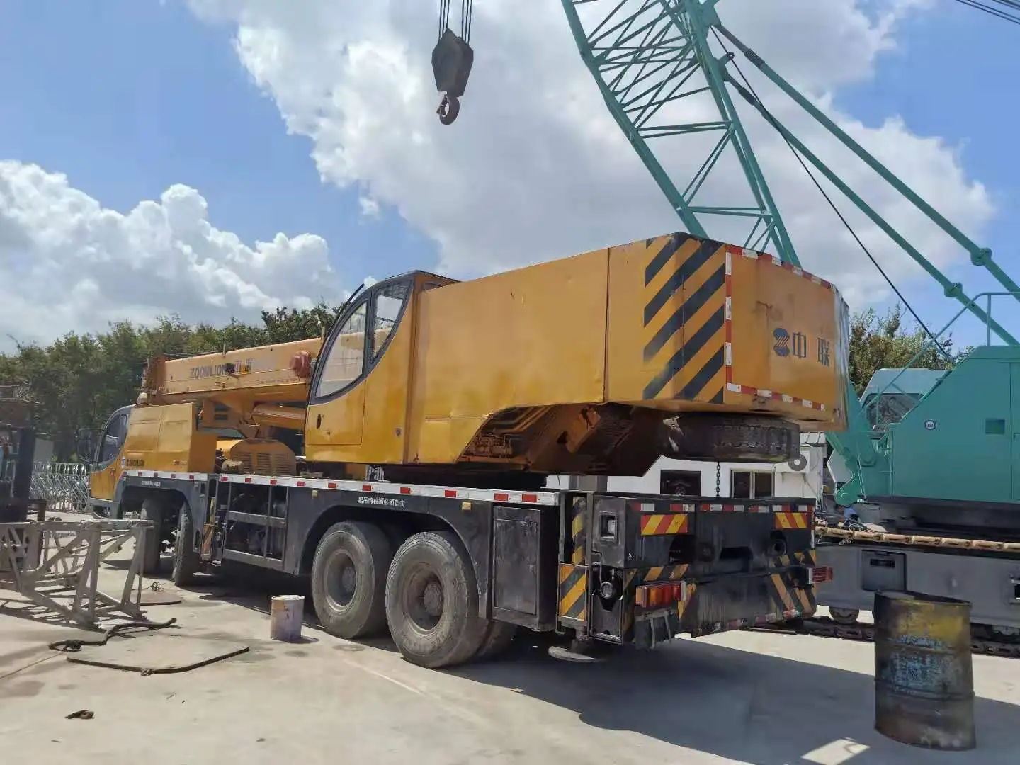 used Zoomlion crane 50 ton telescopic boom truck crane qy50v qy50 zoomlion50