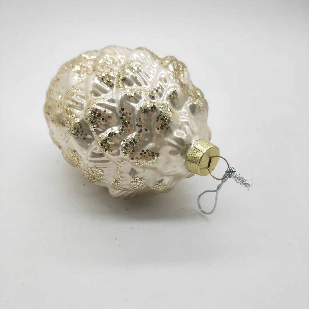 Factory Sale Decorative Glass Blown Pine Cone Shaped Gold Christmas Glass Hanging Ornament Ball For Xmas Tree