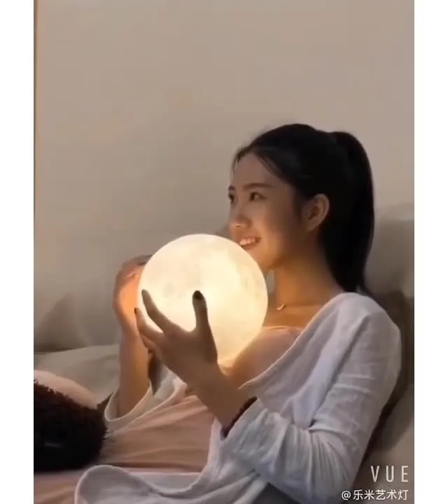 
Blue Ray Hot Selling 8-24cm LED Night Light 3D Printing Moon Lamp Custom Photo Moon Lamp for Wedding Decoration 