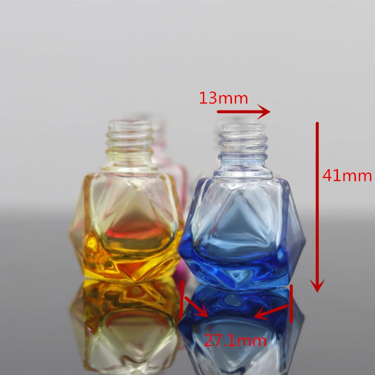 Hot sale Yellow Gradient 8ml Hanging Car Perfume Empty Glass Bottles With Triangle Wooden Cap