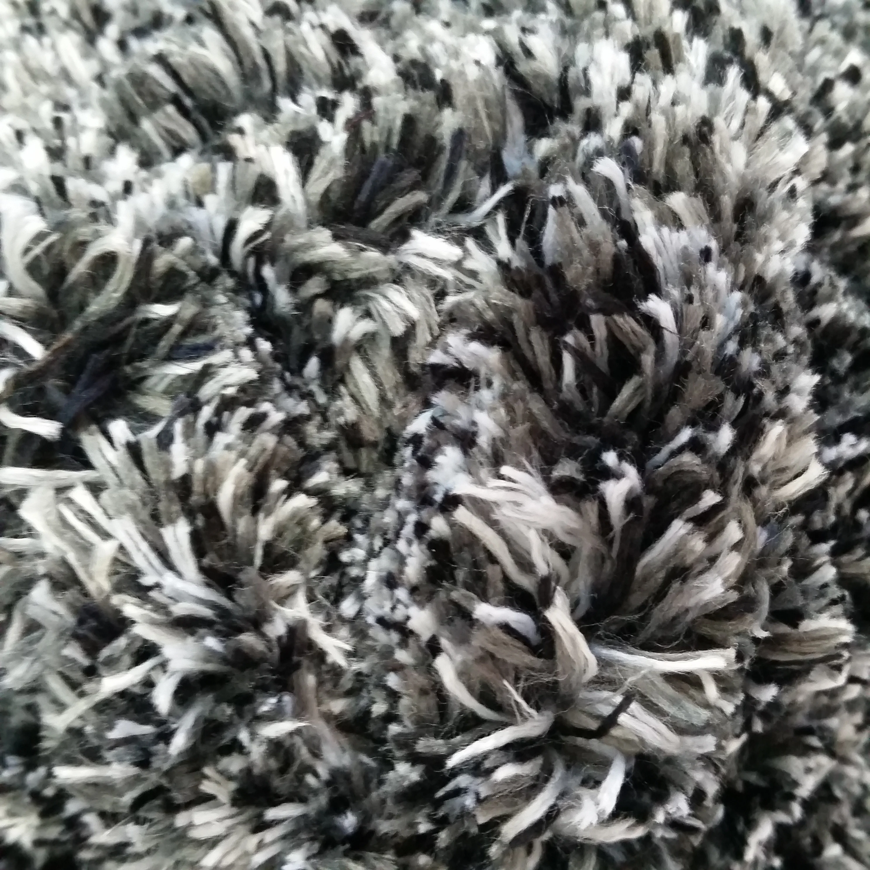 warmly soft chenille yarn 100% polyester fancy yarn for knitting sweater