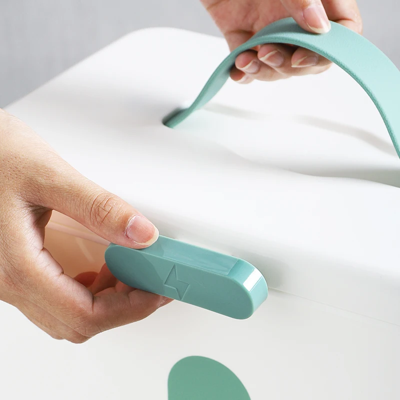 Rectangular plastic white handle storage plastic  box for medicine Large Capacity storage medicine box