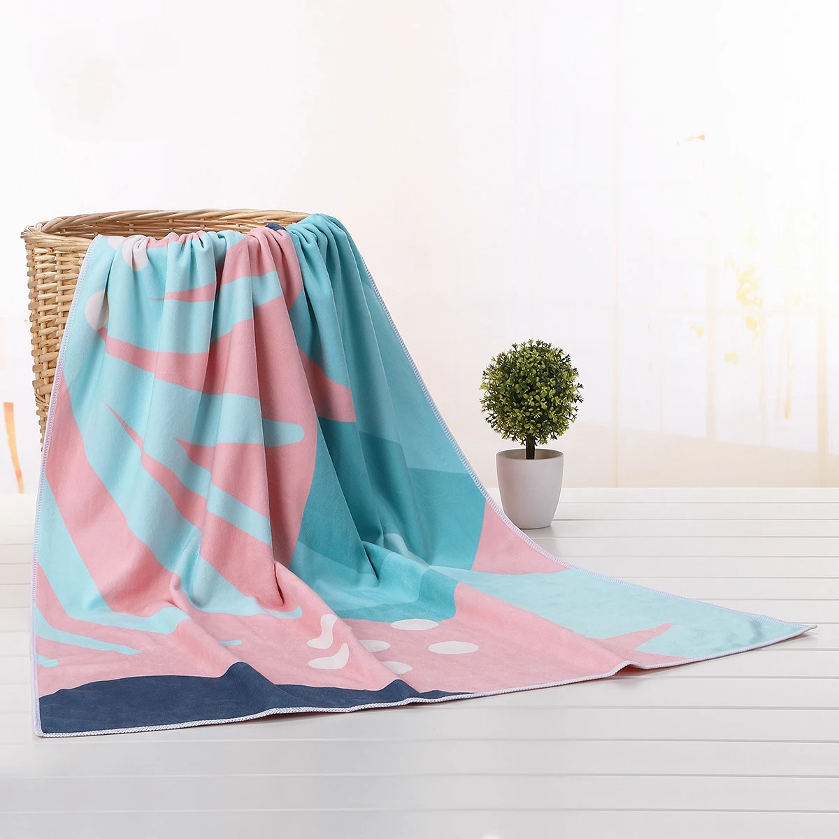 Quick Dry Microfiber High Quality Sand Proof Swimming Pool Vacation Gift OEM/ODM Customized Digital Printing Beach Towel