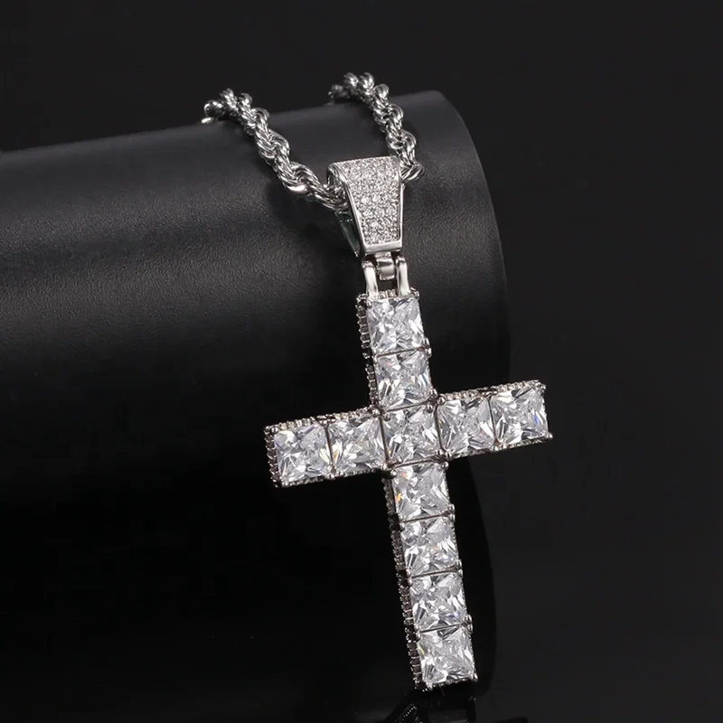 Hip Hop 18k Yellow Gold Unisex Iced Out Diamond Gold Cross Pendant