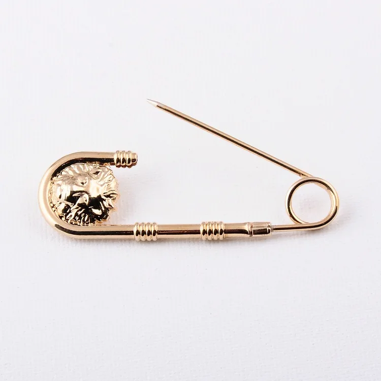 Fashion Fashion Hot Sale Alloy Double Lion Head brooch Temperament Coat Pin Personality Clothing Accessories Wholesale