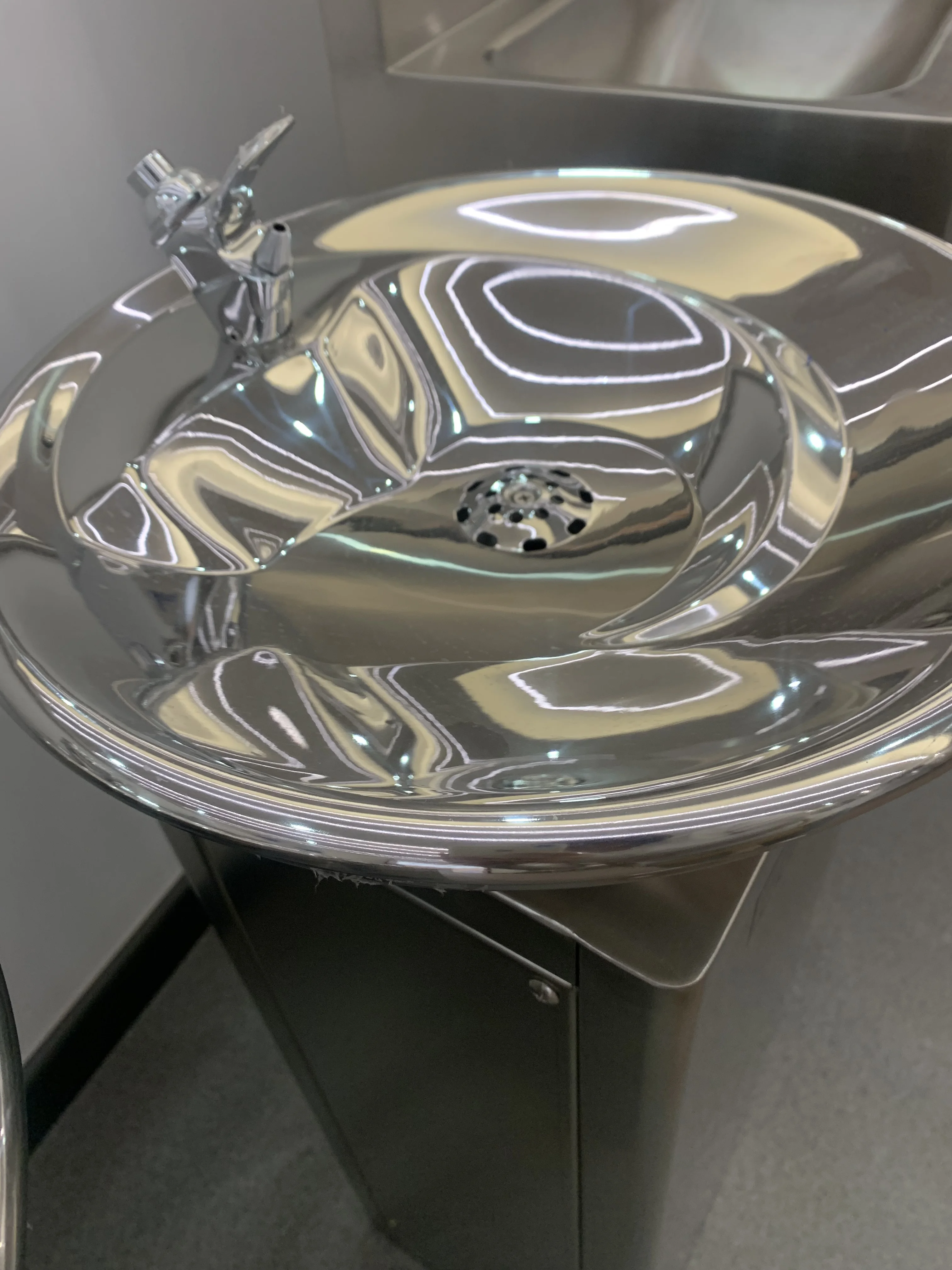 High Quality Outdoor 304 Stainless Steel Sink Standing Sanitary ADA Compliant Basin Public Drinking Fountain Water Sink