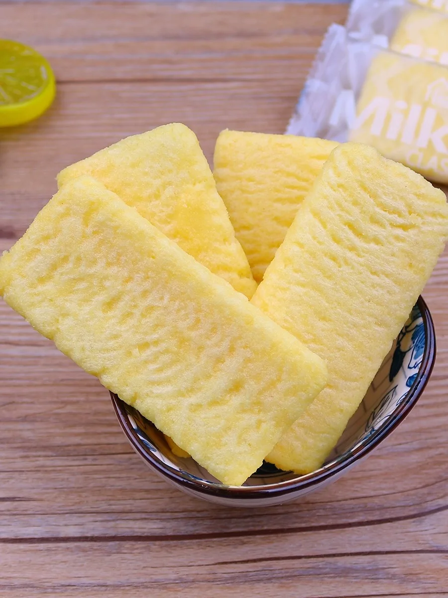 Indulge in Korean Delicacies: Crispy Oven-Baked Rice Crackers with Creamy Egg Notes