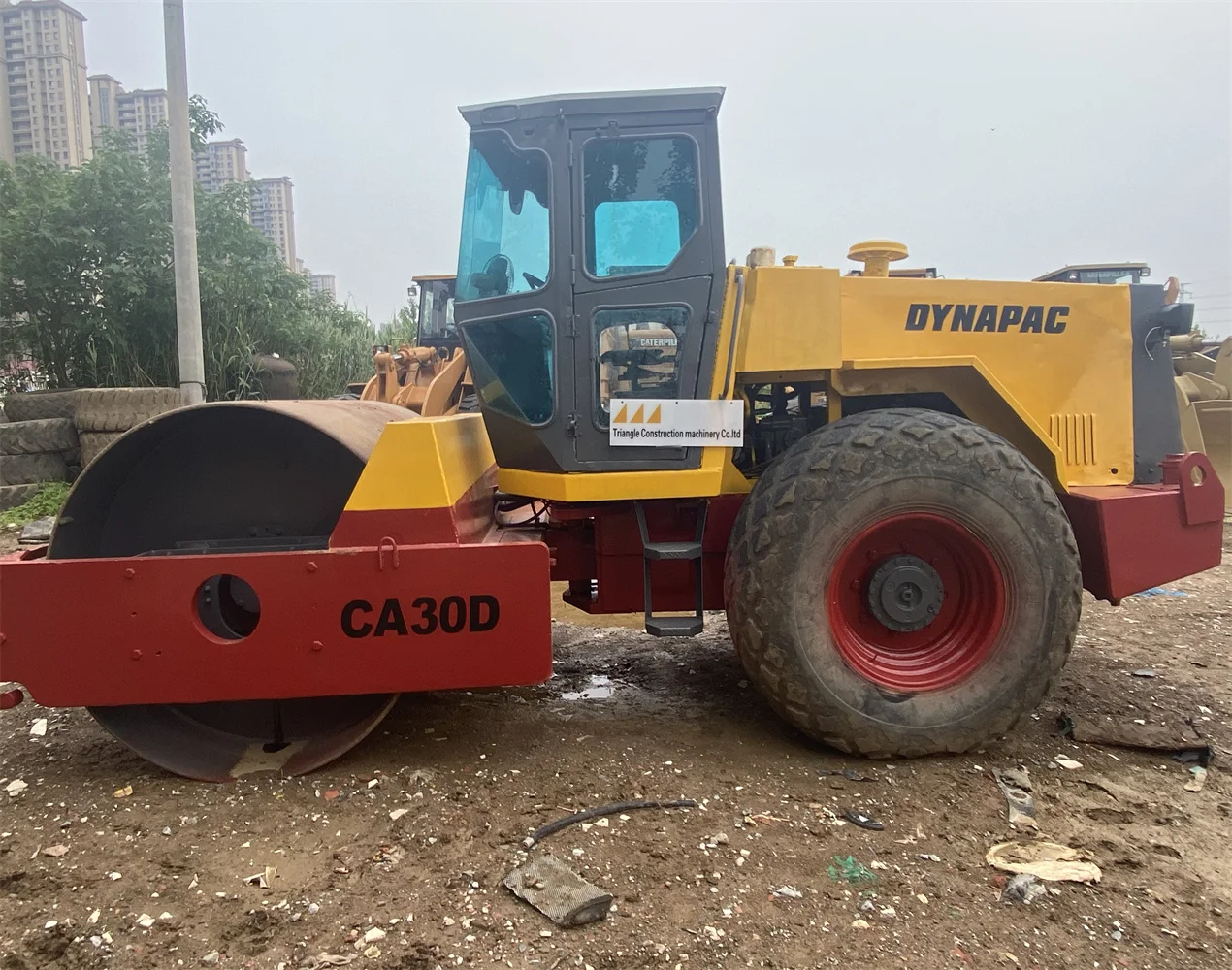  Подержанный дорожный каток Dynapac CA30D 15 тонн уплотнитель